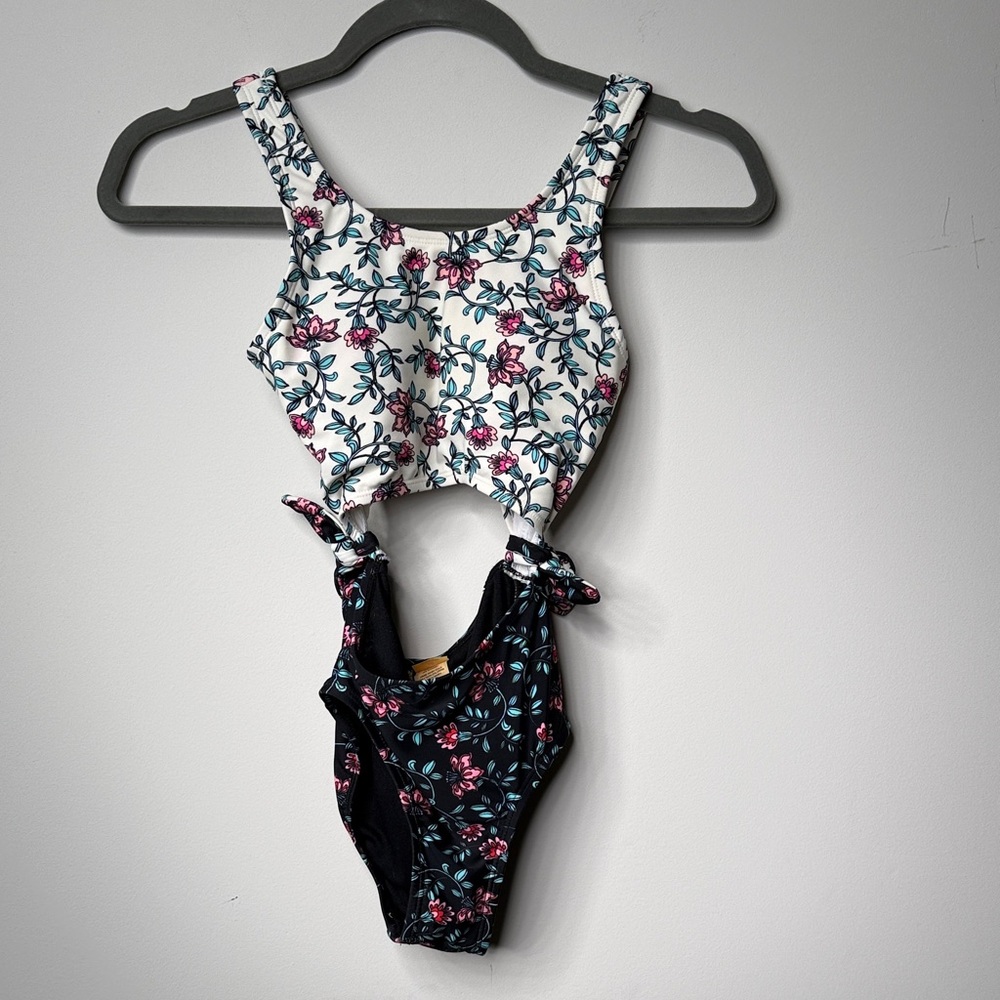 GB girls Two-Tone Floral Kids One-Piece Swimsuit in White and Black